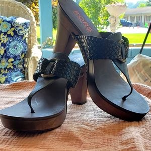 Micheal Kors, wood and leather black sandals.